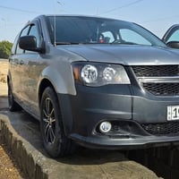 دودج كرافان • ٢٠١٨ • حادث يمين