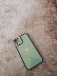 ايفون 11 • ١٢٨ جيجا • بطاريه ٨٦