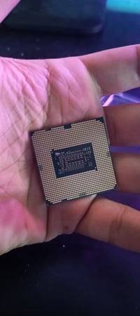 كور i3-10 • جديد جدا • النجف