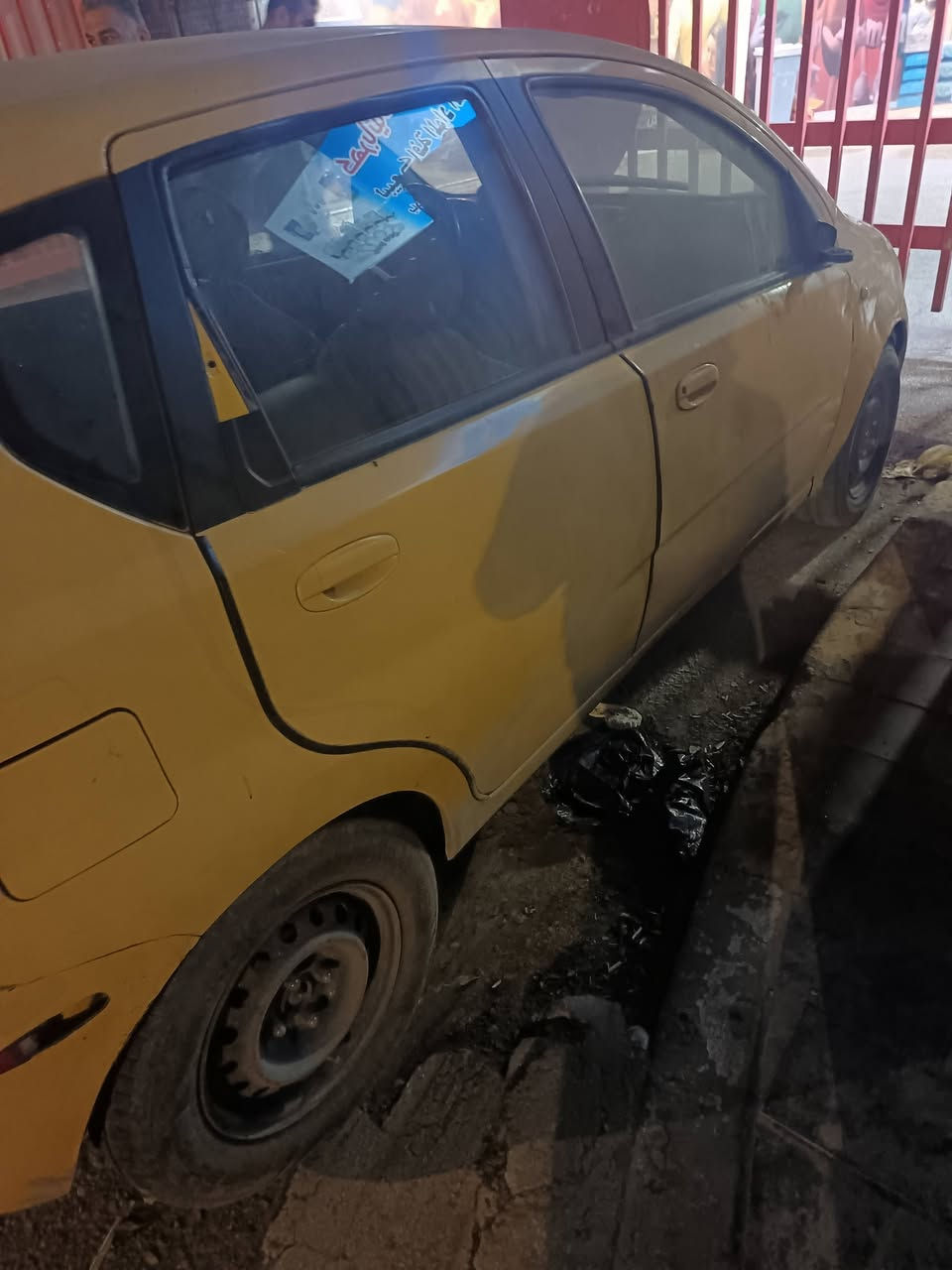 السلا م عليكم عندي افيو اوتو للبيع ٢٠٠٨ سيارة متروكه السعر ٢٢ ورقة اتصال ع ***********

