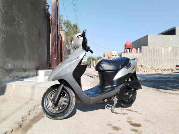 سلام عليكم دراجه ساسوكي خفاش للبيع دراجه رمبه كفاله عامه من برغي واحد لاستفسار***********
