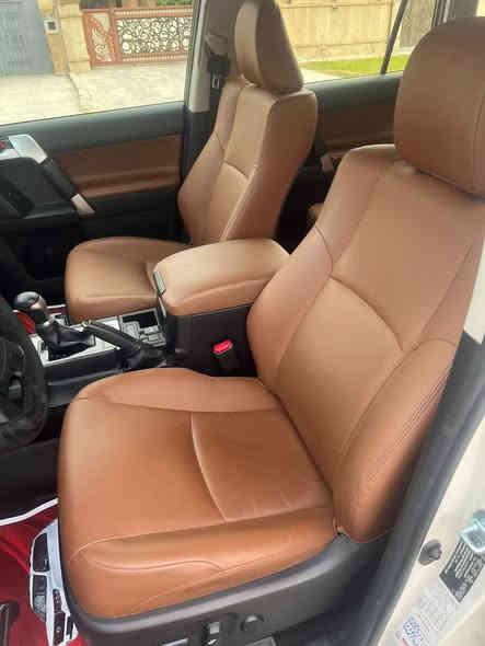 السلام عليكم من رخصه مدير لكروب 
برادو سبعينيات    موديل 22 ماشيه 14 اخت الزيرو السياره مكفله من كلشي  
مكان السياره بغداد الاساتذه للاتصال ***********
