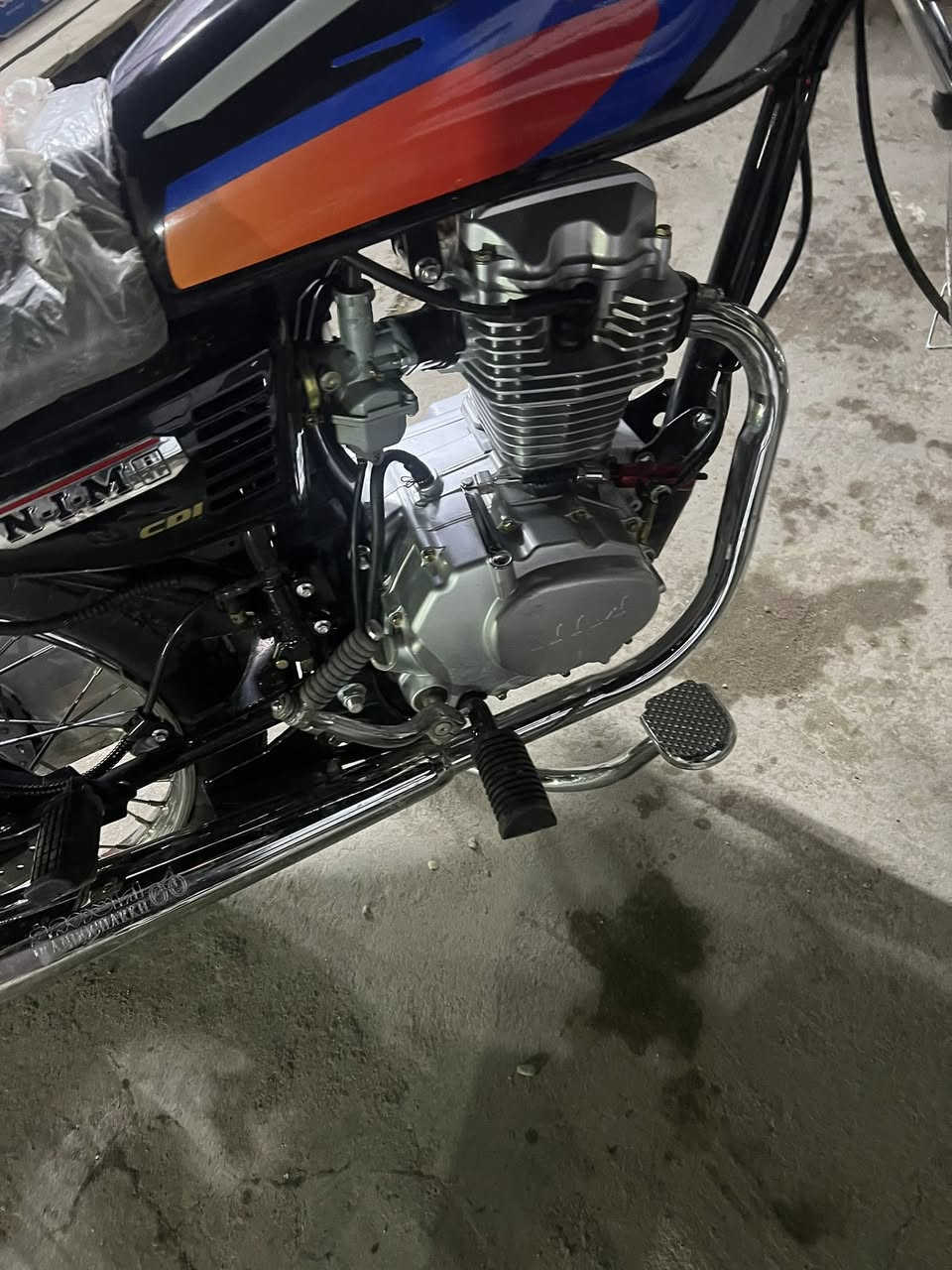 السلام عليكم شباب دراجه نامه 3احرف صار أسبوعين طالعه من المعرض بعدها زيرو موديل 2025السعر 750 وبيها مجال بسيط متواجد فيس بوك وهاذ رقمي ***********
