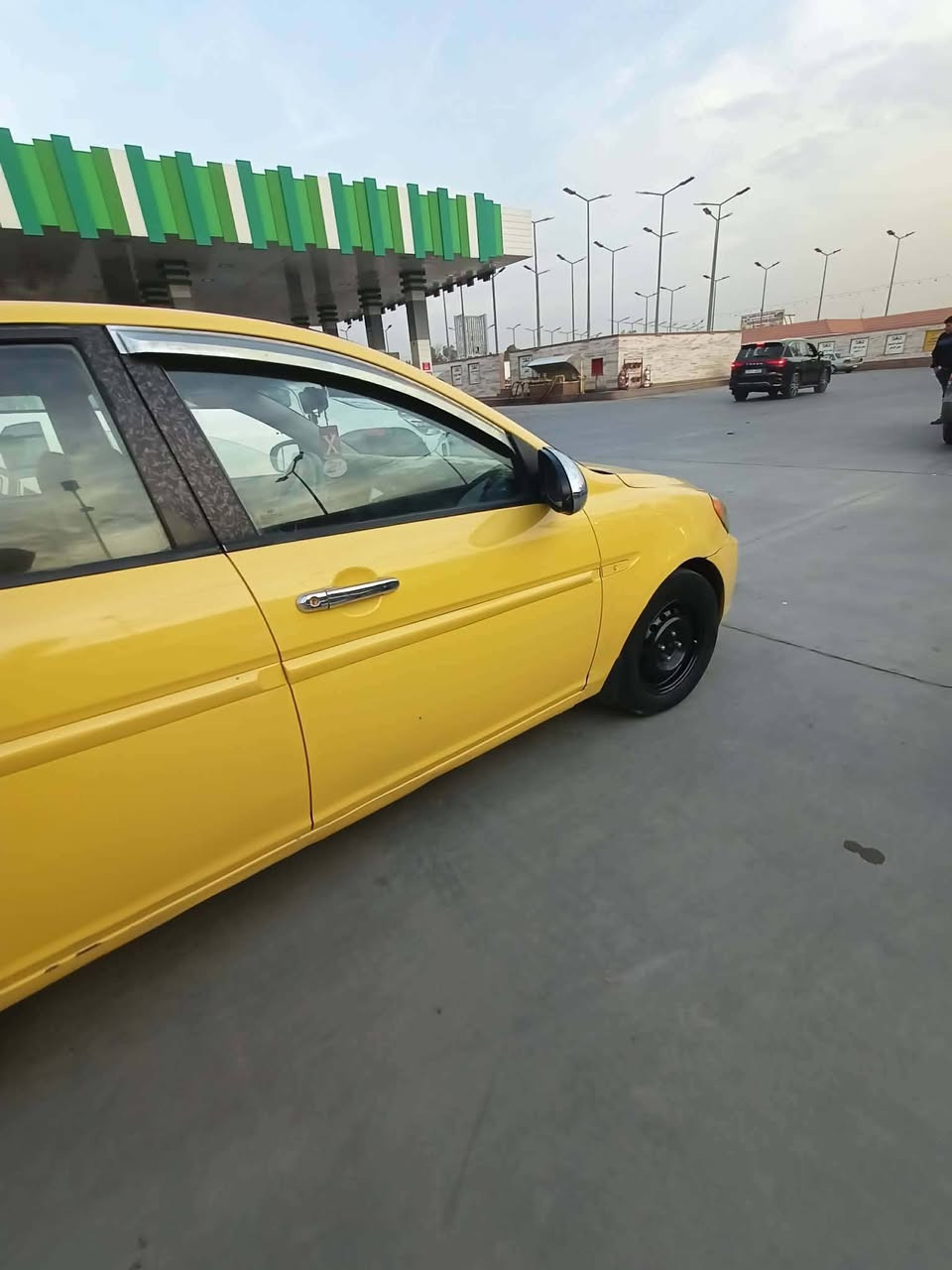 السلام عليكم البيع سيارة اكسنت موديل 2006 رقم انكليزي 
باقي تفاصيل الاتصال على الارقام التاليه بي واتساب ***********
