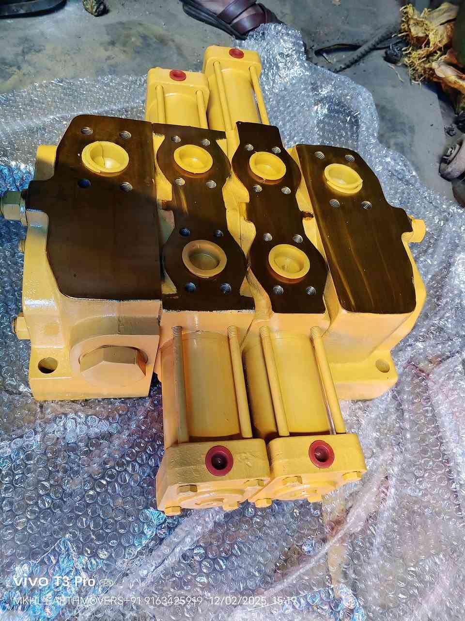 ALL TYPES OF DOZER SPARE PARTS AVAILABLE 
+91 9163425919 WHATSAPP.
BEML BD355,BD155,BD85,BD80,BD65,D155, KOMATSU D355,D80,SANTUI ETC


**إذا كنت صاحب هذا الإعلان وتريد حذفه لأي سبب، رجاءا أرسل رسالة إلى الدعم الفني**
