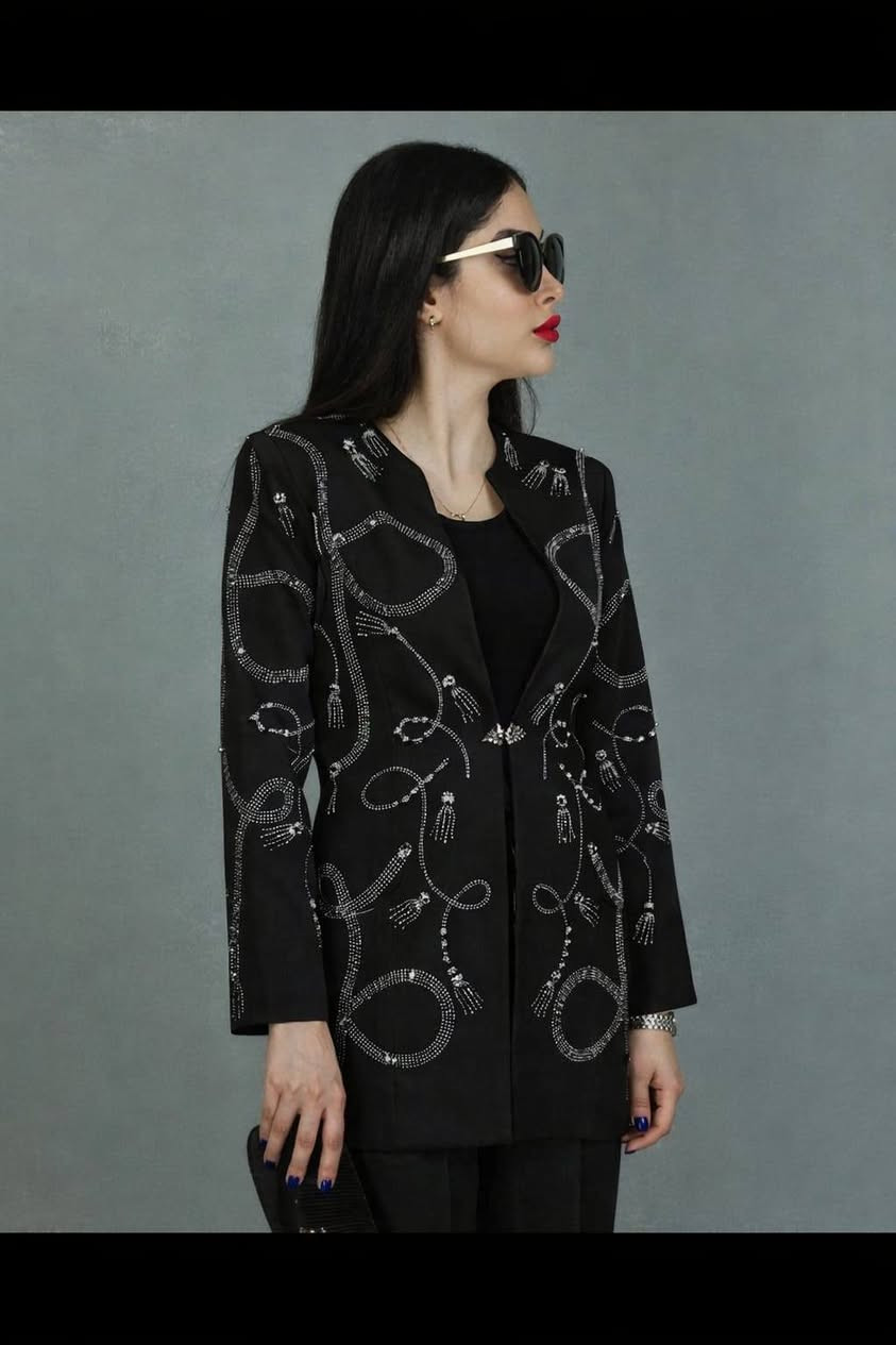 #جديد_وصل_اليوم 
كوستم نسائي ثلاث قطع خامه دابل قطعه مميزه #جدآ .. 😍😍
قياسات  38  40  42  44  46  48  
أزياء ثائر      ... 
ديوانيه عفك 
عمارة ابو باسم 
#مقابيل مول البصري ... 
#بالقرب من صيدلية الدلال 
...
#رمضان_شهر_الله 
#رمضان_مبارك_عليكم.  
..


**إذا كنت صاحب هذا الإعلان وتريد حذفه لأي سبب، رجاءا أرسل رسالة إلى الدعم الفني**