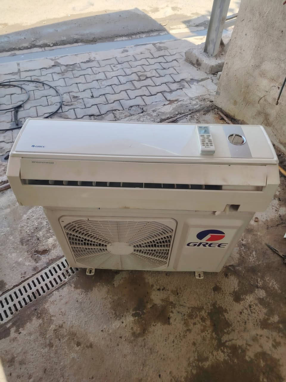 سبالت اخو الجديد شرط العمل. 👍🏻 
طنين الوارث ❄️ 
واحد طن  كري
***********
