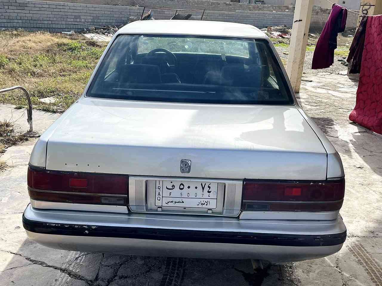 السلام عليكم للبيع  سيدان موديل 1988

محرك بي لاستيك ولف شرط ولا بخار ولا صوت 

كير شرط اوتو لايت عالي ناصي دبل اشاير اربعه 

صبق جماليه فقط عم بدون ضربه

سياره حيل جديده كشواصي ودواخل 

تبريد شغال تدفهه بس عندي الفان فصل 

صدر جديد وتخم تاير جديد مسجل شغال 

رقم انبار سنويه خضره حائز 3 مابيهه وكاله 

ولا تحويل ابيع كفاله من سرقه وعشاير 

مكان السياره صلاح الدين بيجي متواجد عل فيس 

رقمي *********** السعر 22وبيهه مجال 

ويرهم مراوس حسب القناعه
