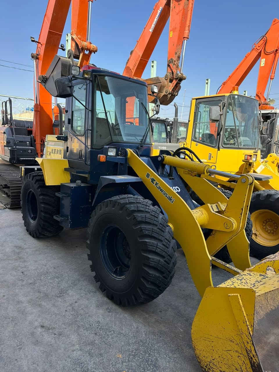 اللهم صل على محمد وال محمد 
تم الوصول من اليابان 🇯🇵 الى العراق 🇮🇶 
الى شركة احمد العوادي للتجارة العامة 
كاوسكي 60 ZA شرط انضف قطعه في العراق 🇮🇶 كير ميكانيكي تبريد بلادي 
محرك ازوزه 6 سلندر تخم تاير جديد 🆕 مكفول من صبغ والفتح عداد العمل 17000 ساعة فقط بحاله الزيرو 🇯🇵
 
العوان النجف شارع المطار عامود 47
اللاستفسار على الرقام التاليه ☎️📞***********
