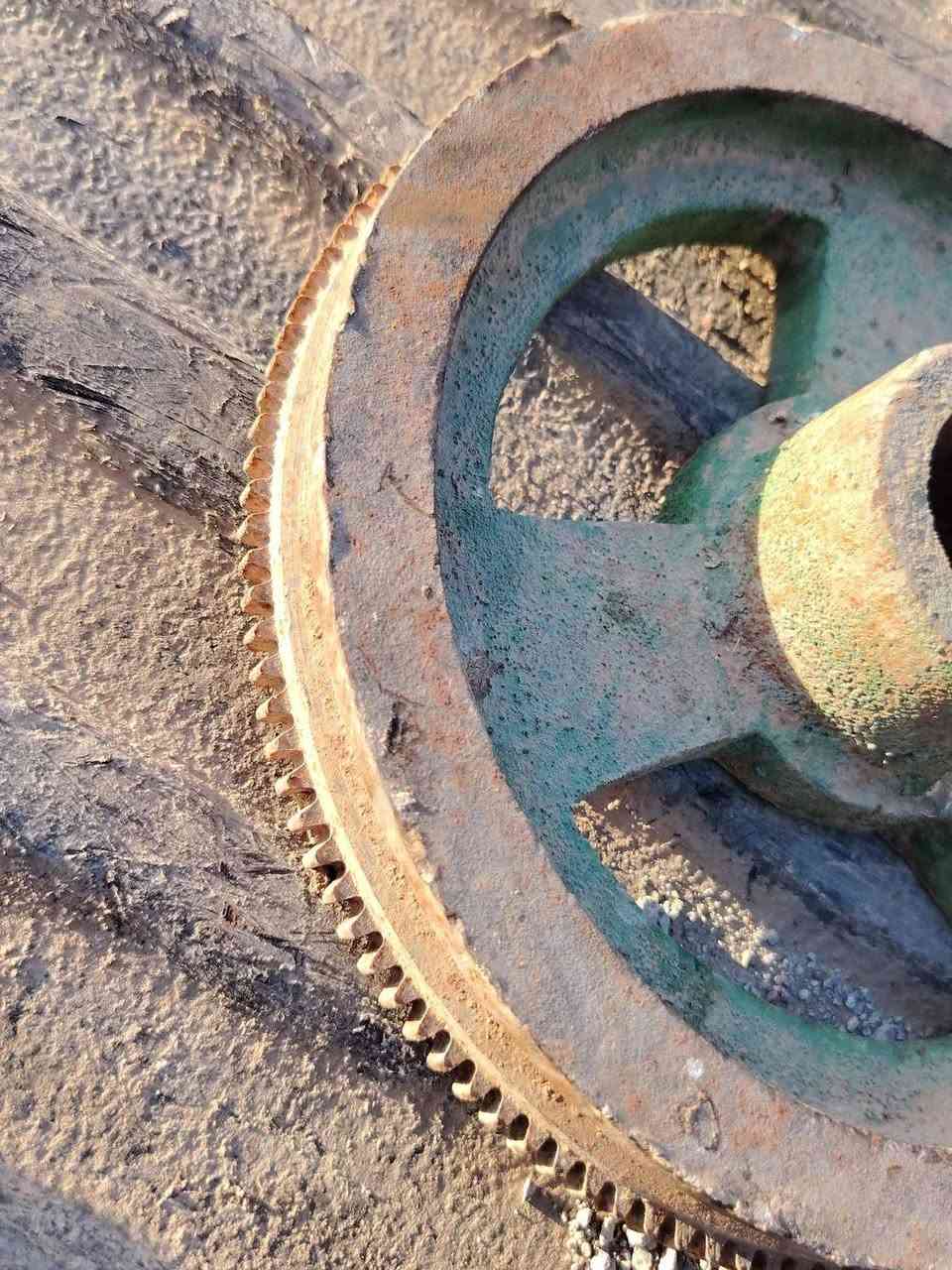 سلام عليكم ورحمة الله وبركاته للبيع مارشال حجم ١٦ مع رأس ٧ونص وشاصي وسلف سعر ٧٠٠ عنوان كركوك حويجه الاتصال على الرقم ***********
