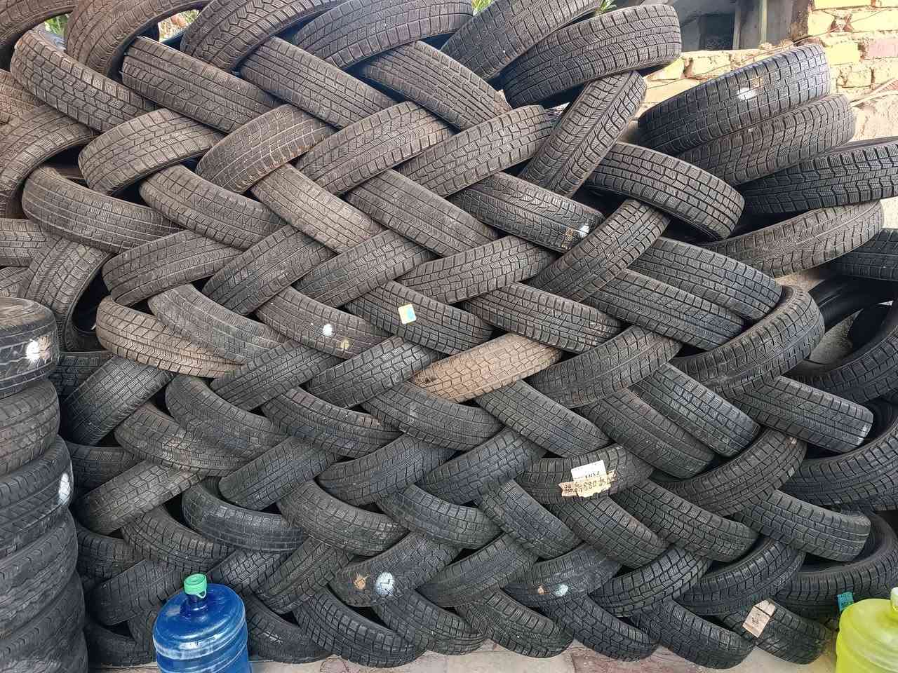 سلام عليكم
متوفر إطارات 
185/60/15
185/65/15
175/65/15
باله نظيف كلش سعر زوج 35 
***********
حلة حي صناعي

