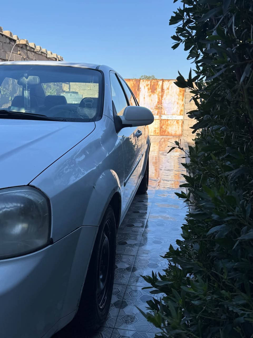 السـلام عليكـم 
اوبترا 2011 خليجي 
بيهة باب العبري مبدل وجاملغ امامي بي طخة باقي على وضعة يرجع بارد 
رقم بصرة تحويل ثاني يوم 
سنوية ل 2029
سيارة جاهزة 
السعر 59 ورقة بيهة مجال بسيط 
المكان البصرة الزبير الشعيبة 
رقم الهاتف *********** الزبير, البصرة
