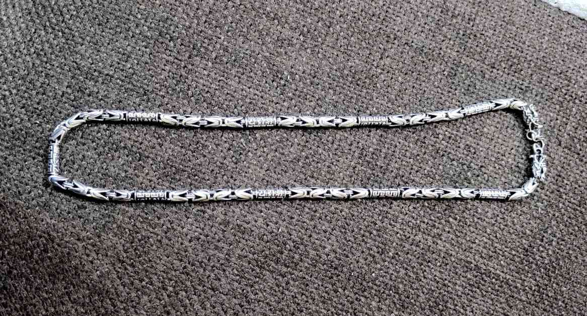 بسم الله . زنجيل ثقيل وزنه 78 غرام بسعر 234 ألف يعني الغرام محسوب ب3 آلاف نضيف وثقيل العنوان بغداد ومتوفر خدمة توصيل لكافة محافظات العراق


**إذا كنت صاحب هذا الإعلان وتريد حذفه لأي سبب، رجاءا أرسل رسالة إلى الدعم الفني**