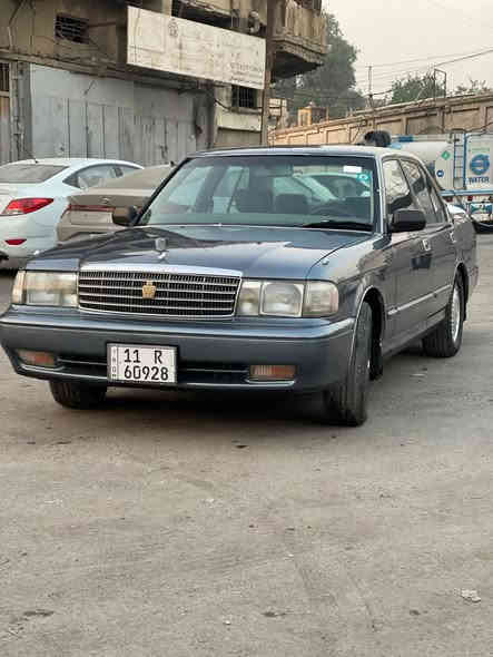 سلام عليكم من رخصت الادمن المحترم 
سوبر مديل ١٩٩٥ سياره على بلاد كير مكينه 
صدر تبريد كله شغال بسمنه تحويل مباشر 
غرفه جديده خير من الله سياره 
تخم تاير جديد مكان سياره بغداد شعب 
السعر ٦٧ وبي مجال بصيط 
***********
