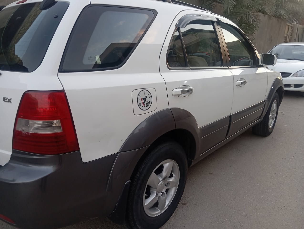 كيا سورنتو 2009  رقم بصرة باسمي كير محرك خير من الله وارد خليجي سعر 120$ وبيها مجال  قليل حك الجيه عنوان بصرة  الطوبه والنخيله  قرب جامع محمد رسول الله رقم تلفون  ***********
