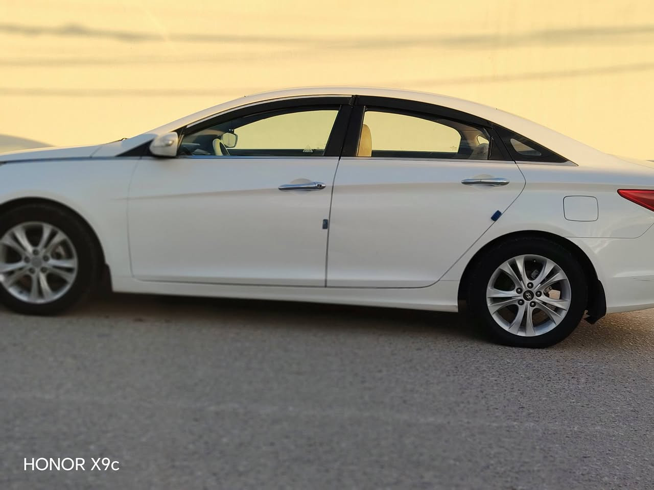 سوناتا موديل 2011
وارد خليجي
مكينه 4سلندر 2400
رقم بغداد مشروع وطني سنويه لل29
غرفت السياره تخبل
نضام التعليك الأمامي جديد ستوني شاده 
منضومه الماء جديده
منضومه البانزين جديده
محرك بي خيط تبخير
بيها باب وجاملغ خلفيات
الشراي يتصل ويدلل ***********
سعر 100
سعر دفتر
عنوان النجف ابو صخير
