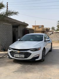 للبيع او مراوس ماليبو2023 دخول جديد السياره حادثها سطحي البنيد مبدل وا...