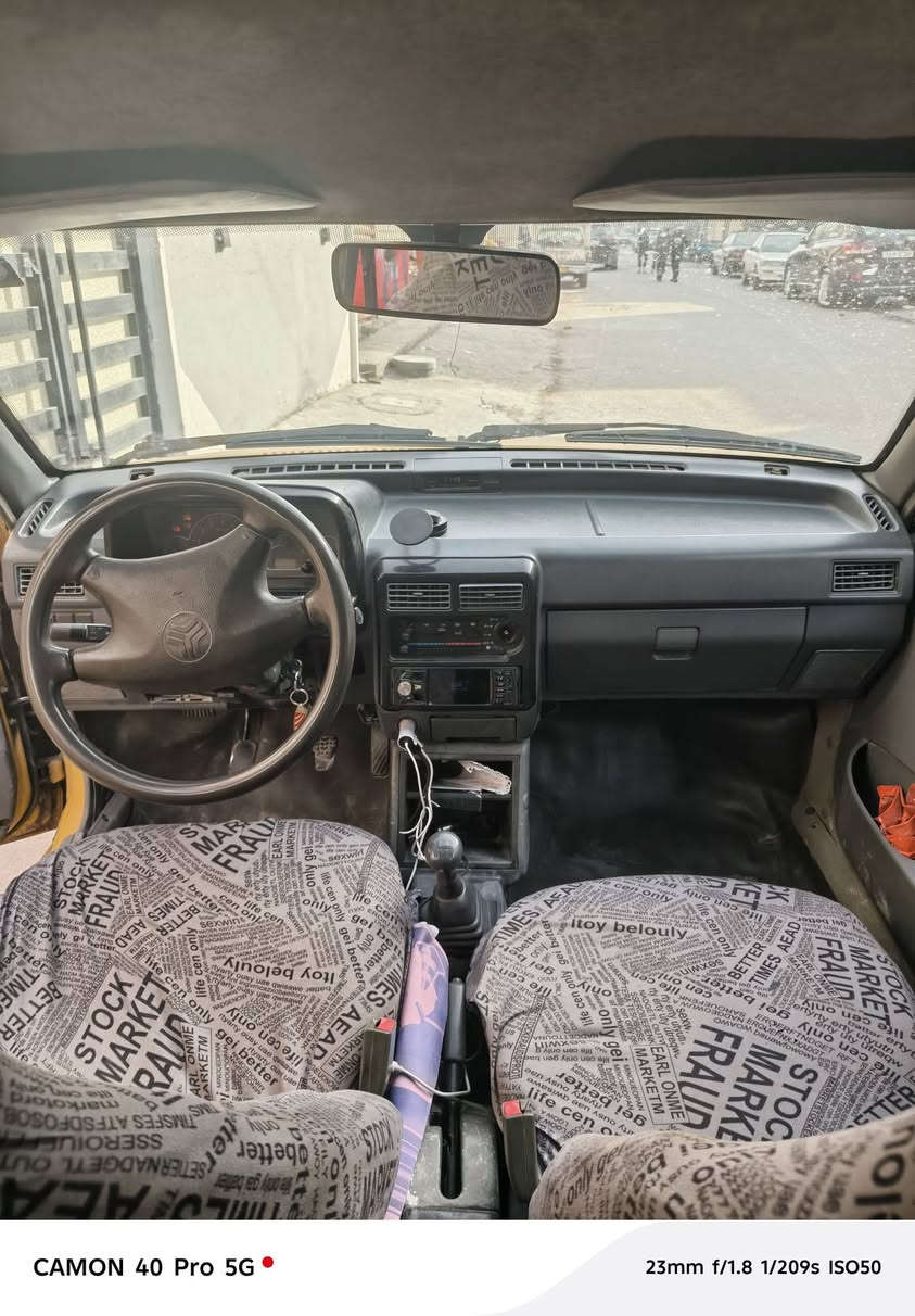 سايبا للبيع مديل ٢٠١١ نضيفه شاصي محرك تخم تاير جديد باتري جديد صدر جديد خياسات ماكو داخل نضيف تبريد شغال السعر ٢٩ وبي مجال قليل جدا ***********موجود وات ساب واتصال
