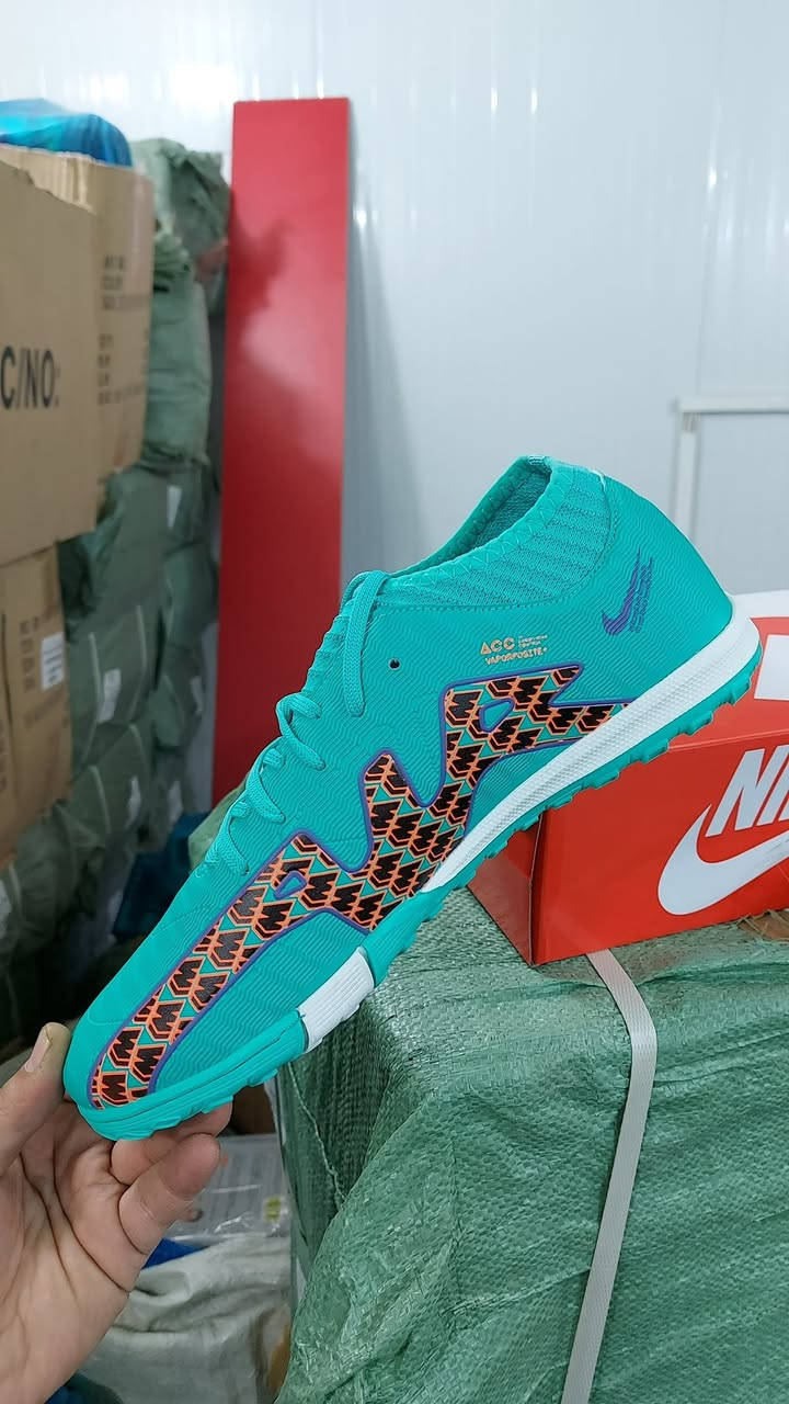 ‏توصيل مجاني
‏20 الف 
￼ قياس 40 41 42 43 44 45 فقط￼


**إذا كنت صاحب هذا الإعلان وتريد حذفه لأي سبب، رجاءا أرسل رسالة إلى الدعم الفني**