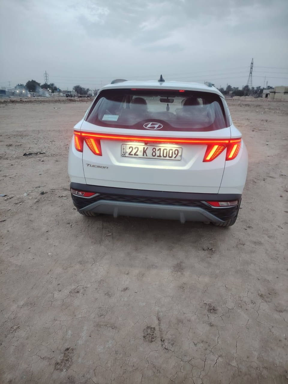 السلام عليكم
توسان موديل 24 خليجي كفاله عامه من البارد والصبغ 
عدا هاي الرصعه
مكان بابل سياحي 
للستفسار اتصل على الرقم ***********
