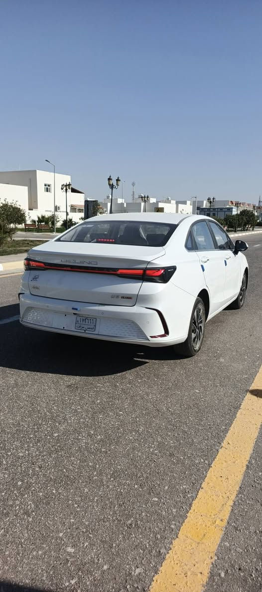 للبيع سياره بايك حره تترقم في جميع المحافضات
..BAIC U5 PLUS
 موديل .2026 زيرو صفر كيلومتر 
حره 
مواصفات فول 
بدن الماني ومكينه وكير ياباني دوش 

تحديد مسار
مثبت سرعة 
حساسات 360
كامرات 360
رؤيه محيطيه تنبيه مركبات جانبي
كشاف ضبابي 
مانع انزلاق 
كشنات جلد نابا الماني نفس المرسيدس 
تحكم كهربائي بكرسي السائق 
ارباكات امامي وخلفي 
محرك  تنفس طبيعي ميتسوبوشي ياباني 
هند بريك كهربائي 
جام كهرباء 
مثبت سرعه
العنوان ديوانية
السعر اني ماخذها ١٣٠ قبل يومين ان شاء الله بيها مجال
***********
