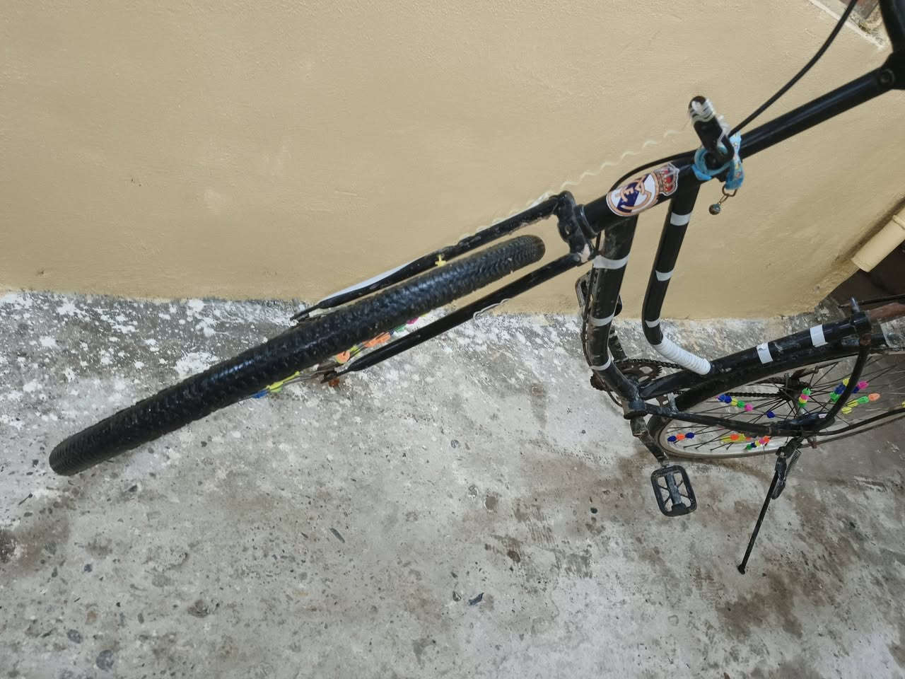 متوفر بايسكل عبدالحليم جديد نضيف مابي اي عيب
بريك شغال مامبدل بي اي شي صارلى سبوعين 
السعر 35وبي مجال لل طيبين الموصل الايسر حي الانتصار


**إذا كنت صاحب هذا الإعلان وتريد حذفه لأي سبب، رجاءا أرسل رسالة إلى الدعم الفني**