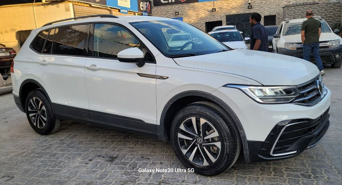 الاستلام مباشر في منفذ سفوان📍
فوكس واكن توكن موديـ2024ـل

• #بامكان_ادخال_السياره_بقرار_شهداء

السعر 129 $ 

#مع_التصليح_واصل_ميناء_بدون_كمرك_وتخليص 

٭ للاستفسار الاتصال او التواصل عبر الواتساب على الأرقام التاليه: 

علي الحوراني ***********📞
