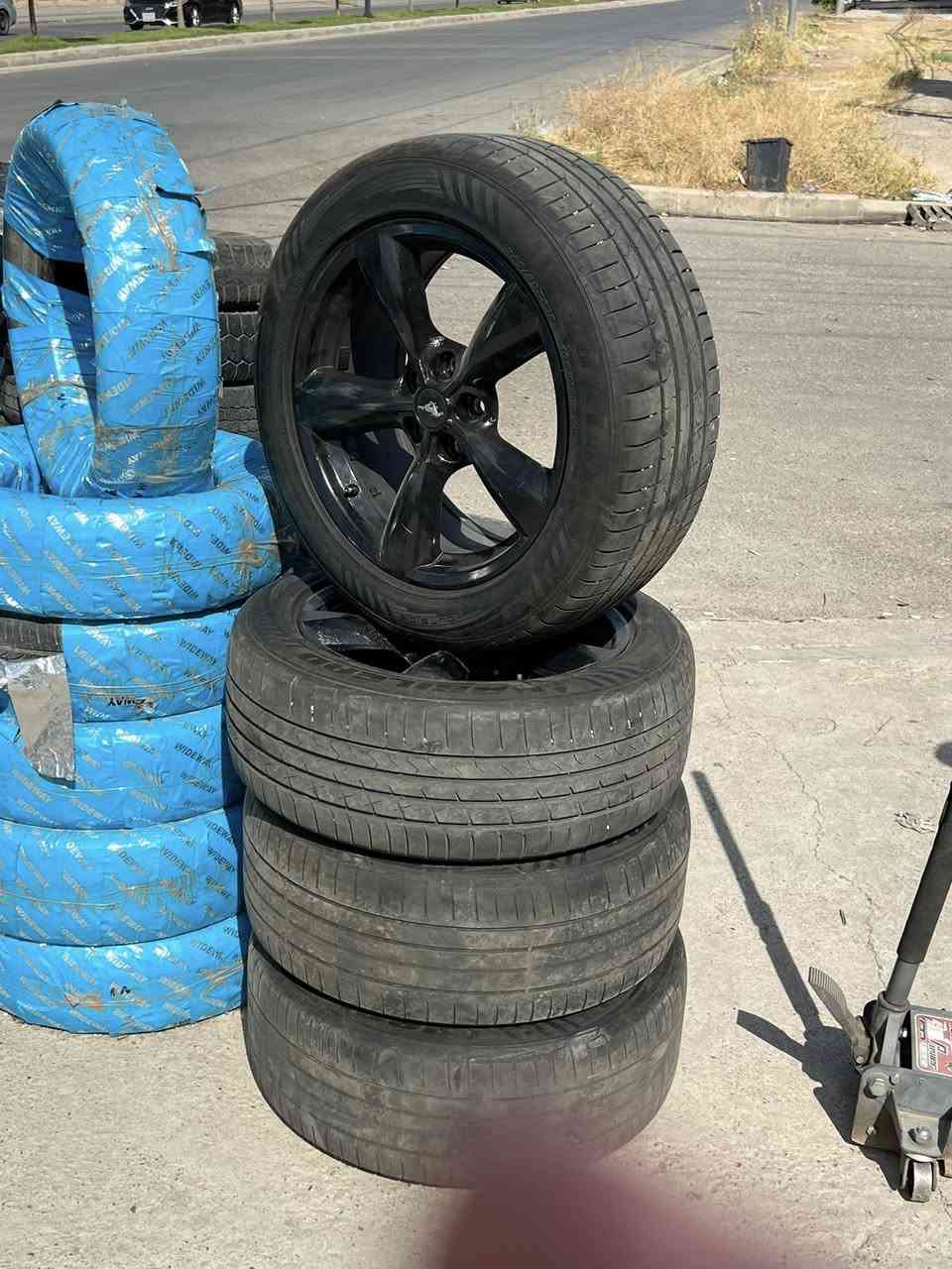 وياله حجم ١٨ بلادي بدون عواج وكسر وفطر طخم كامل ويا تايرات سعر ٣٨٠ الف وبي مجال بسيط مكان دهوك ***********
