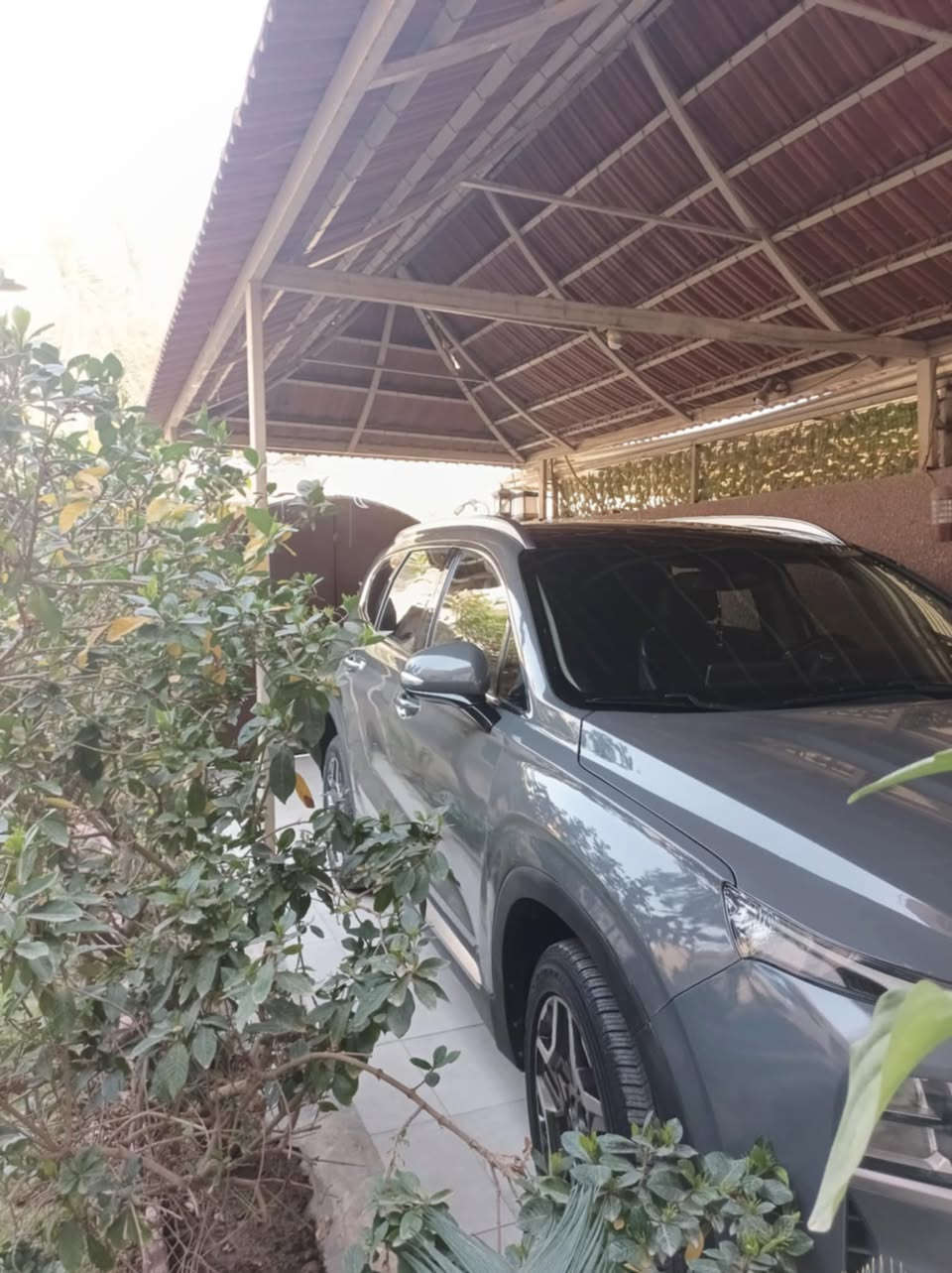 سلام عليكم سنتافيا موديل 23حادثهه تخريب البنيد مبدل اصلي والباب السايق اصلي بدون اي حادث التاير من جوه بي حرق سياره فول مواصفات اعلى فه بسنتافيا ماشيه 20الف سياره جديد معنا الكلمه سعره 230وبيهه مجال مكاني بغداد الدوره ‭0770 719 4579‬
