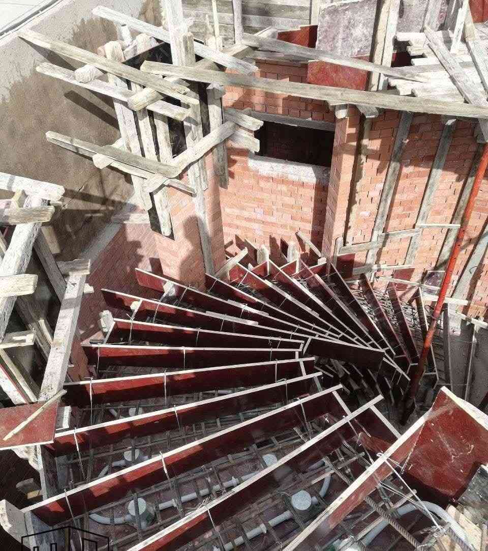 #بناء_هيكل #بناء_هيكل_عظم
بناء الدور السكنية و الابنية التجارية .. .

بناء هيكل عضم سعر المتر 195 الف دينار ( للطابوق الجمهوري الاصفر ) 

بناء هيكل مؤسس جزئي سعر المتر 199 الف دينار ( للطابوق الجمهوري الاصفر )

بناء هيكل سعر المتر 240 الف دينار ( للطابوق الاحمر )

بناء هيكل للابنية التجارية سعر المتر 280 الف دينار
مواصفات العمل

-حفر الارض 40 سم .

-فرش طبقة من السبيس ويحدل بحادلة 20 طن .

-رش مادة الكلوردين فايروسي المضادة للارضة والحشرات.

-فرش نايلون زراعي بعد الحدل .

-صبة نظافة (بلاندنك)

-عمل منظومة مجاري متكاملة حسب المخطط بأنابيب (4 انج) امل الشريف او سمارت (((ميكانيك)))

-تسليح الاساس مع جسور حسب المخططات الانشائية .

-صب الأساس  الرفت بارتفاع (40 سم) او حسب عدد الطوابق صب مركزي C35 .
-ارتفاع الطابق الارضي 3.2 متر صافي و الطابق الثاني 3 متر صافي  او حسب الاتفاق .

-البناء وتقطيع البيت بواسطة الطابوق الجمهوري الاصفر  حسب المخططات الانشائية و من حق الزبون طلب نوع طابوق خاص. 

-صب السقف بارتفاع (20 سم) مع عمل رباط فوق الاضلع 20 سم لكل الطوابق.

-تقطيع الطابق الثاني بالطابوق الجمهوري (9 انج).

-صب الطابق الثاني بنفس مواصفات الطابق الأرضي مع التقطيع حسب المخطط.

-ارتفاع الستارة (120 سم) مع ارتفاع السياج (180 سم) او حسب الاتفاق .

الاسعار تشمل مساحة 100 م واكثر وبمعدل طابقين او اكثر .

المساحات اقل من 100 م تنفذ قطعي حسب الاتفاق

الذرعه للسقوف والستاره فقط (( العمل بنظام النقد فقط ))
(((  والعمل داخل وفق المواصفات الهندسية وباشراف كادر هندسي ))

للتواصل ***********
***********
