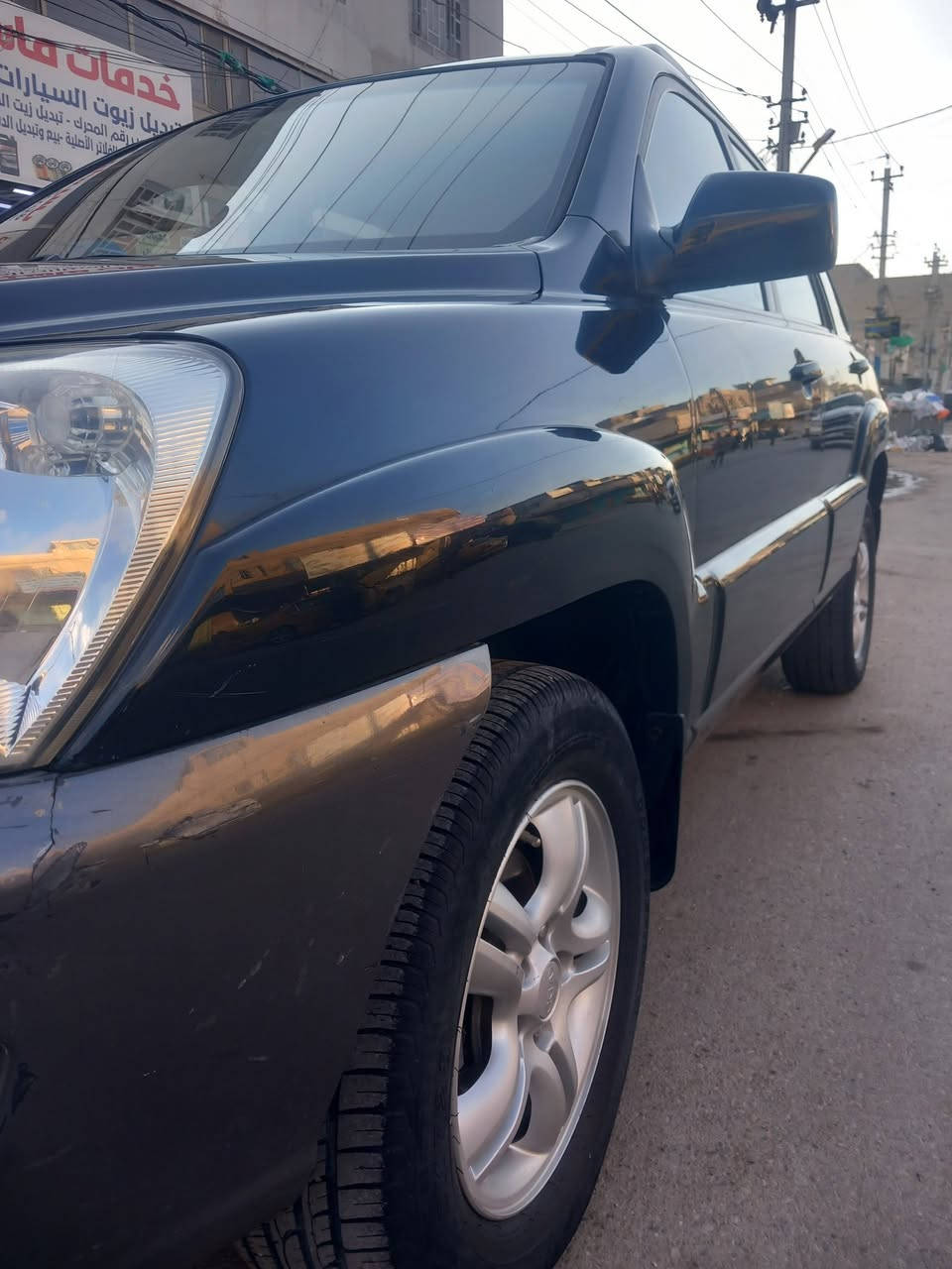 مكلف بالنشر السلام عليكم للبيع فقط كيا سبورتج موديل 2008 ماشيه 168 حقيقي مكينه 2700 كشنات جلد مكينه 6سلندر السياره فول فتحه تتفئه بالكشنات مكينه وكير صدر تخم تاير كفاله جدد لوك السياره بلاديه بدون صبغ فقط بارد جدأ بسيط بالبنيد تبريد ثلج سنويه لل30بأسمي تحويل مباشر السعر 120وبيها مجال للشراي مكاني بغداد الكراده شارع الصناعه قرب المحكمه  رقمي*********** رقمي بي واتساب ابو قمر
