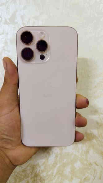 السلام عليكم ايفون ١٦ برو ماكس للبيع
ذاكرة ٢٥٦ بطارية ١٠٠ نموذج M ضمان ماستر 
الجهاز مكفول من كلشي 
مكاني بغداد الغزالية 
متواجد خاص واتساب ***********
