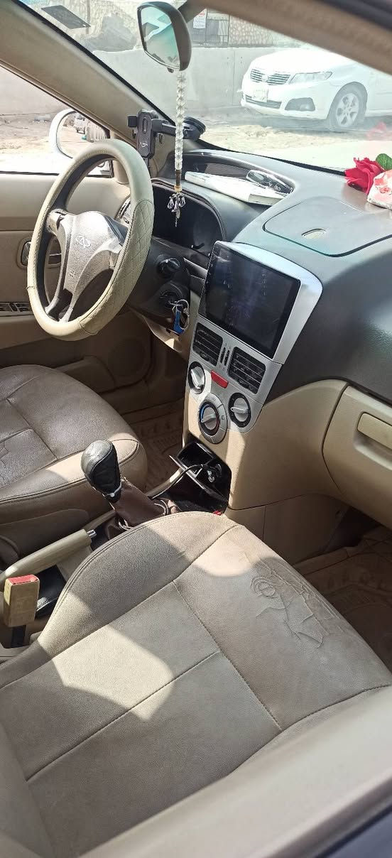 شيري فلاوين موديل 2013 رقم قادسية بأسمي 
مكفولة كفالة عامه عدا بيها ملاحظات بسيطة 
كير محرك تبريد كاملة .. العنوان الديوانية المركز .. السعر 42 .. *********** ديوانية, القادسية
