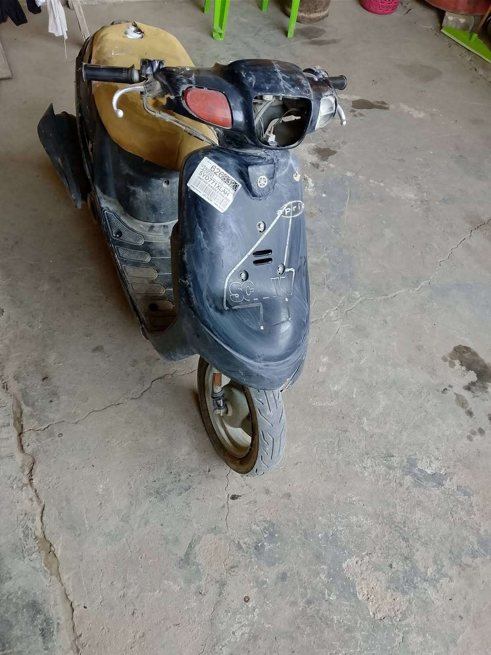 سلام عليكم دراجة بطه خطين للبيع (طافيه)  السعر 75 بيها مجال ***********
