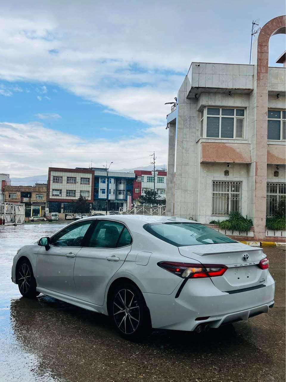 Toyota Camry 2024 SE Haibred ✅
تويوتا كامري موديل 2024 SE هايبريد و بنزين✅
رقم شاسي موجودة بدون دواخل و شاسي و ارباك✅
نيو سقف و هةنديك پارچةي بوياخة بيش كپس✅
گير و مةكينة بةردي گزوز رادار بةسمة شغال شرتن✅
سعر بلاش 179 ورقة و مجال ***********✅☎️ اكر, نينوى
