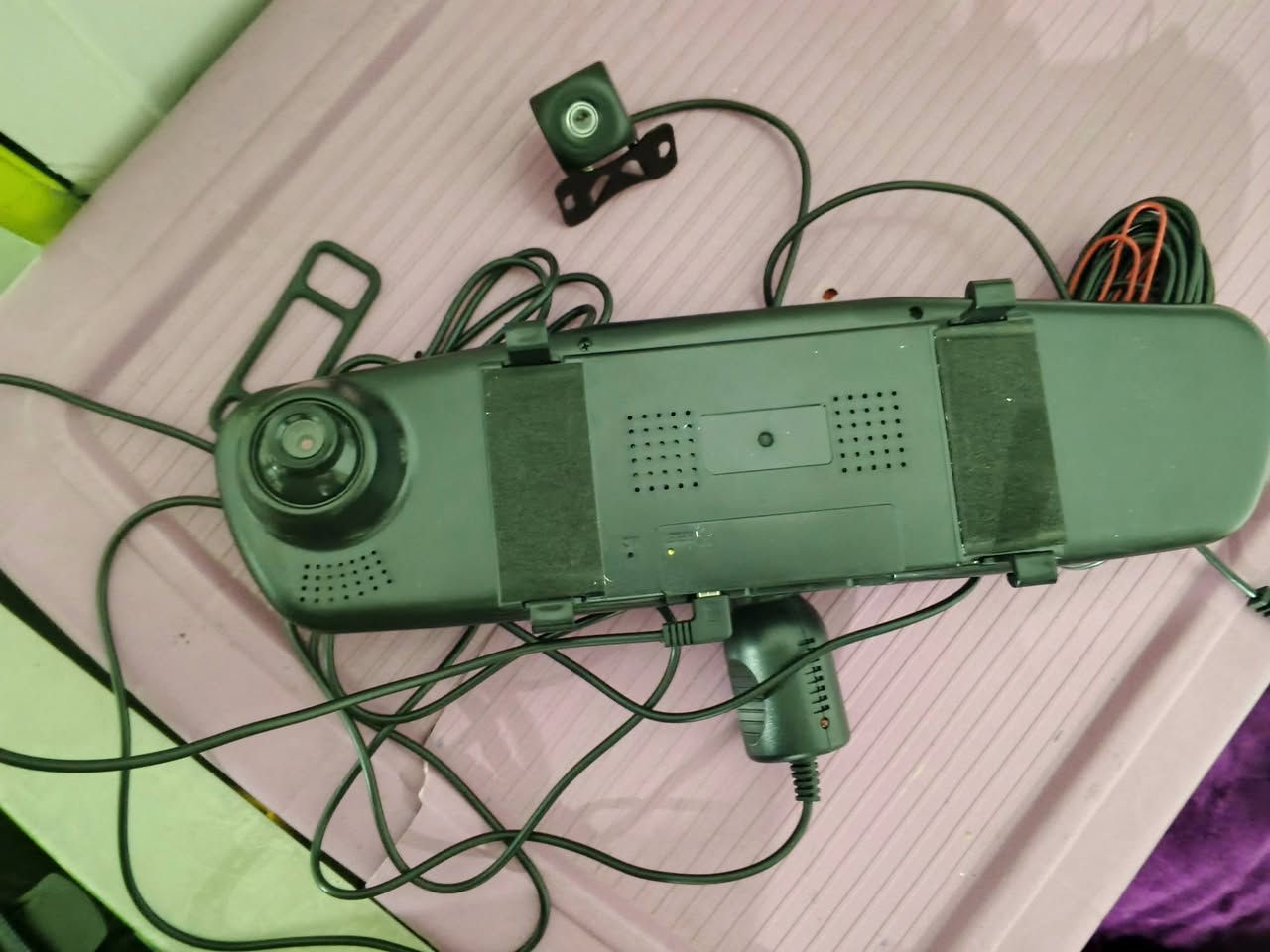 داش كام امامي وخلفي  وخزن وتدعم الواي فاي مع واير 3متر
جديده ممستخدمه نهائيا 
***********واتساب 
السعر 38
