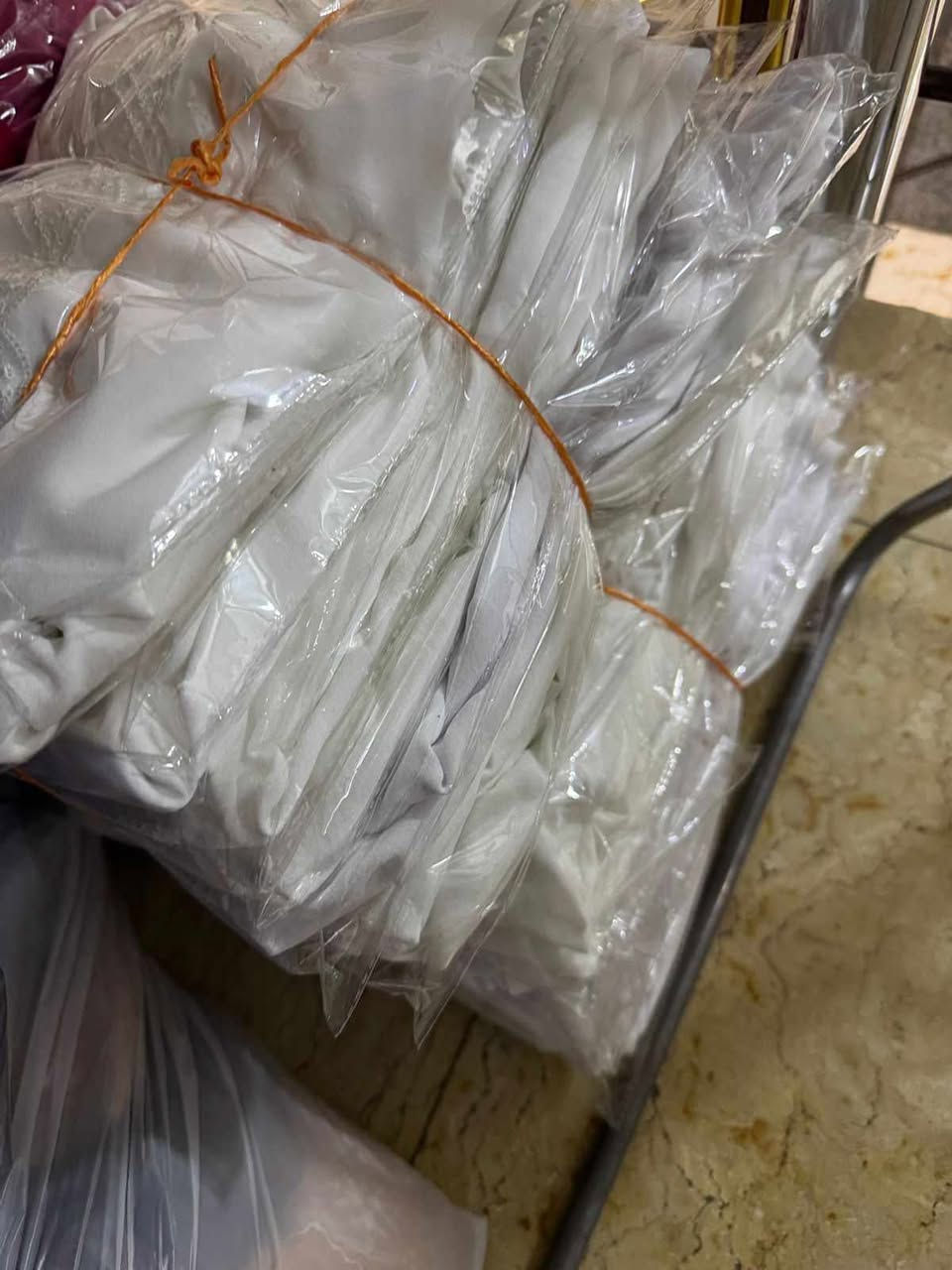 مناسبة اقتراب شهر رمضان المبارك
بيع مباشر چادر صلاة ( خياط خاصة )
قياس فري سايز يلبس حتى وزن ١٠٠
قماس للنن اصلي مريح بالبس حتى بالصيف جدًا مريح
السعر 15 الف 

متوفر توصيل لجميع محافظات العراق 5 الف


**إذا كنت صاحب هذا الإعلان وتريد حذفه لأي سبب، رجاءا أرسل رسالة إلى الدعم الفني**