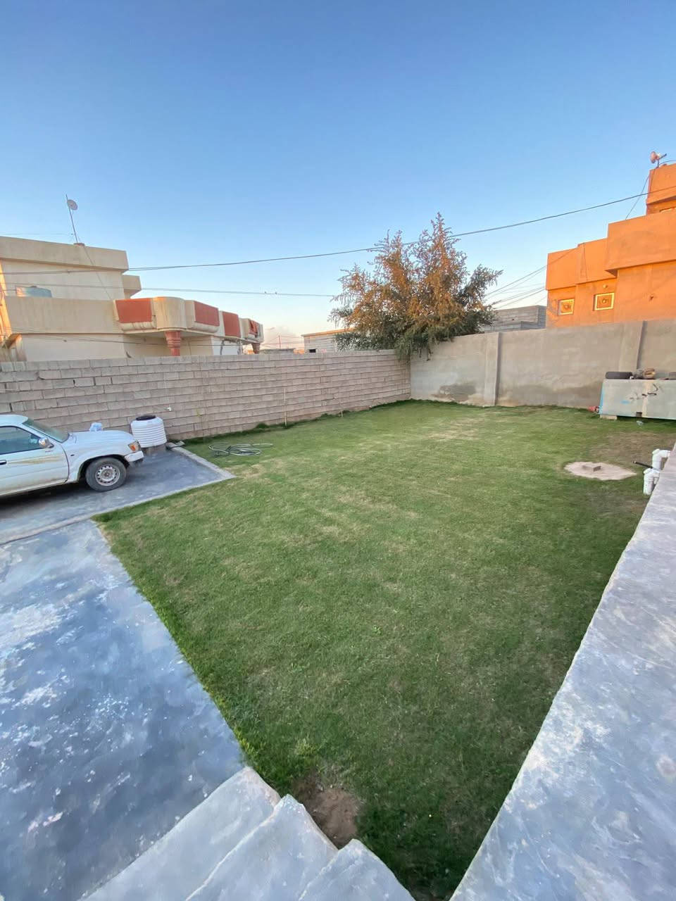 بيت للبيع المساحه500زراعي مساحة البناء 170كامل بس تسكن السعر 40مليون العلم منطقة حسين الجريش ***********
