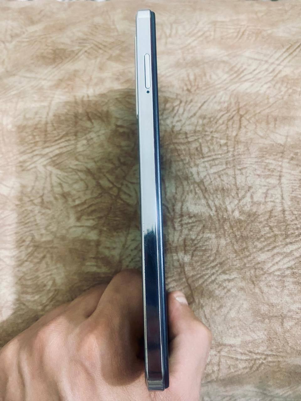 السلام عليكم جهاز انفنكس نوت 40 باب ثاني جهاز ممفتوح ابد ولا داخل تصليح ذاكره 256 نضيف حيل السعر 75 وبي مجال  مكان بغداد الحريه
***********
السلام عليكم جهاز انفنكس نوت 40 باب ثاني جهاز ممفتوح ابد ولا داخل تصليح ذاكره 256 نضيف حيل السعر 75 وبي مجال  مكان بغداد الحريه
