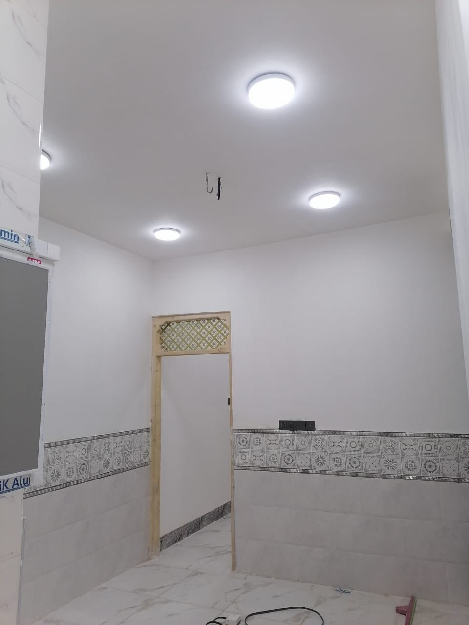 سلام عليكم دار للبيع المساحه 50 متر لبناء بلوك الاساس ولسكف صب كونكريت شغل درجه اوله السعر 23 وبي مجال المكان ميسان قرب سكله الكرعاوي شارع الزوار
***********

35 مشمول بقرار التطويب
