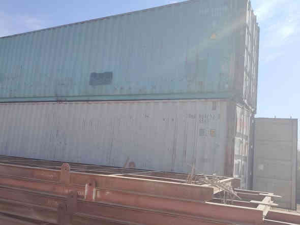 حاويات ١٢م عدد ٥ مكان سماوه رميثه ***********
