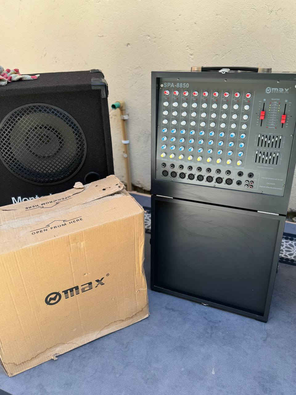 السلام عليكم اخون اجهزه اثنين للبيع نضيفات ومرتبات مع سماعتين لبه كوري الاصلي  السعر خاص او التوصل على الرقم ***********
