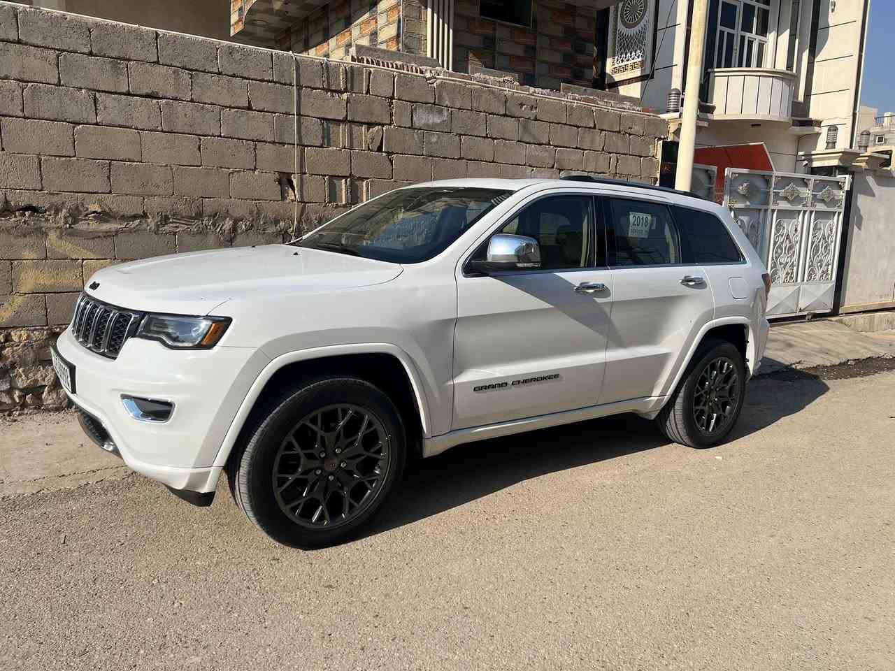 سلام عليكم جيب 2018امريكي كلين تايتل كفاله عامه فول موصفات لمتدد رقم بغداد ماشيه 71الف رقم هاتف ***********
