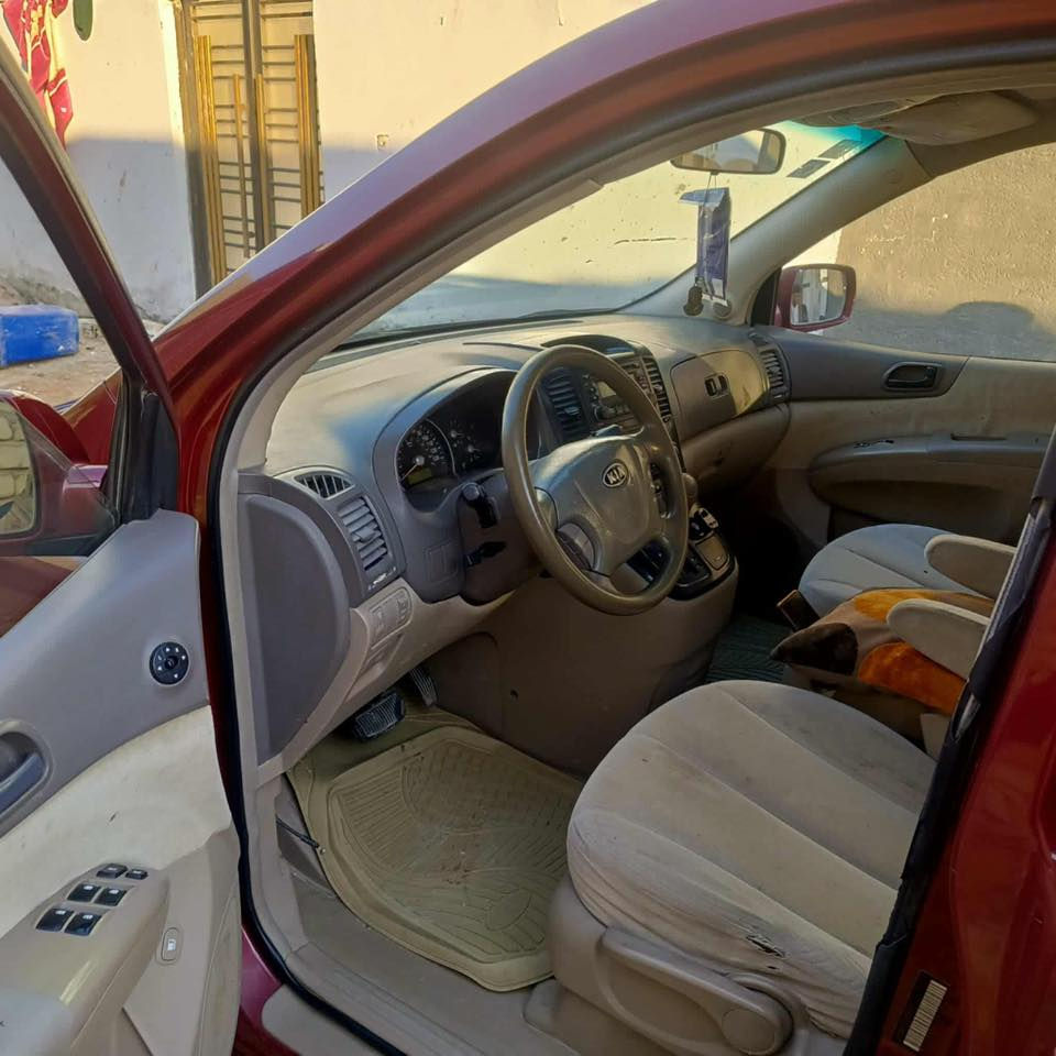 كيا سيدونا2007 
 للبيع رقم بغداد دولي بأسمي
سنوية لغاية 2028
تخم تاير صدر كامل مابي نقص
ضررهة جاملغ امامي وبنيد 
ومصبوغة حزام
بيهة منظومة غاز 120 لتر صار شهر من شديتهة
مكينة السيارة بيهة رواجز  اول متشغل الصبح ويروح الصوت 
السعر 125 وبيهة مجال
مكان السيارة ديالى بعقوبة قرب تقاطع القدس
***********
***********
