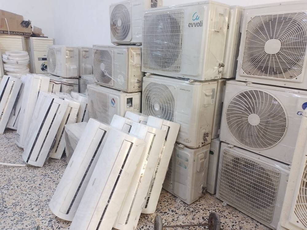 وجبه جديده من سبالت مستخدمه نواع سبالت مستخدمه قليل ومتوفر قطع خارجيه تبديل وقطع غيار جميع السبالت العنوان ابو رمانه سايدين المركز رقم *********** عمارة, ميسان
