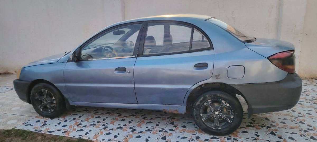 السلام عليكم كيه ريو 2003 مكينه كورلا السياره بأسمي تحويل ثاني يوم للبيع السعر 40$ وبيهه مجال الكوت حي الحكيم الاتصال على الرقم ***********
