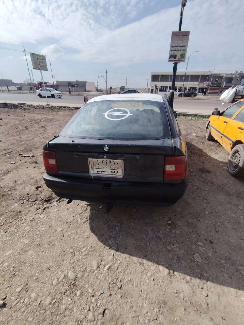 فكترا 1990حجم ١٦ بدون باور مشروع  ل٣٠ دفتر بنزين كير محرك صدر كهربايات بلكارتون شرط تحويل 25 سعره وبي مجال قليل *********** مكاني محافضه جديد كركوك, العراق
