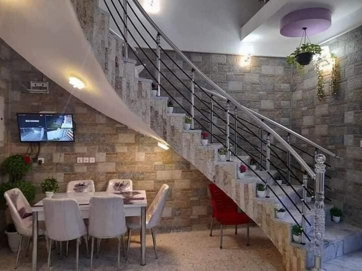 سلام عليكم  نقدم لكم اجمل موديلات محجرات الالمنيوم التركي 
سعر متر استندر ٣ خطوط فقط ب35 الف 

🚦سعر المتر استندر 3 خطوط
 مع ديكور خرزه ب38 الف

سعر متر ٤ خطوط مع رافع ديكور خرزه ب40 الف 

سعر المتر ستندر اربع خطوط مع رافع ديكور خرزه مع رمانه 45 الف

وتوجود جميع انواع الديكورات 😻

سعر المتر الالمنيوم المربع الثقيل 70 الف

المحجر الجام المقسى 10ملم سعر المتر ٨٠ الف 

محجر العرانيص سعر القطعه 23 الف

سعر الدنكه العاديه سعر المتر 💐

والدنكه الكرستال التركي 140 الف😍

والدنكه المربعة التركي ٧٥ الف

والدنكه الملكيه 175 الف

لكل 40متر هديه دنكه كرستال تركي😉

الاسعار شامل النقل والشد ماعليك سوى الاختيار 🥇

ملاحضة🚨 لا نتعامل بالمقطع الايراني والصيني ابدآ

🚌كادر متميز  ويعمل في محاضة( بابل وكربلاء والنجف) للئستفسار اكثر  الخاص مفتوح او  الاتصال علاه الارقام التاليه🕌 
   وتساب او مراسلة الصفحه***********
