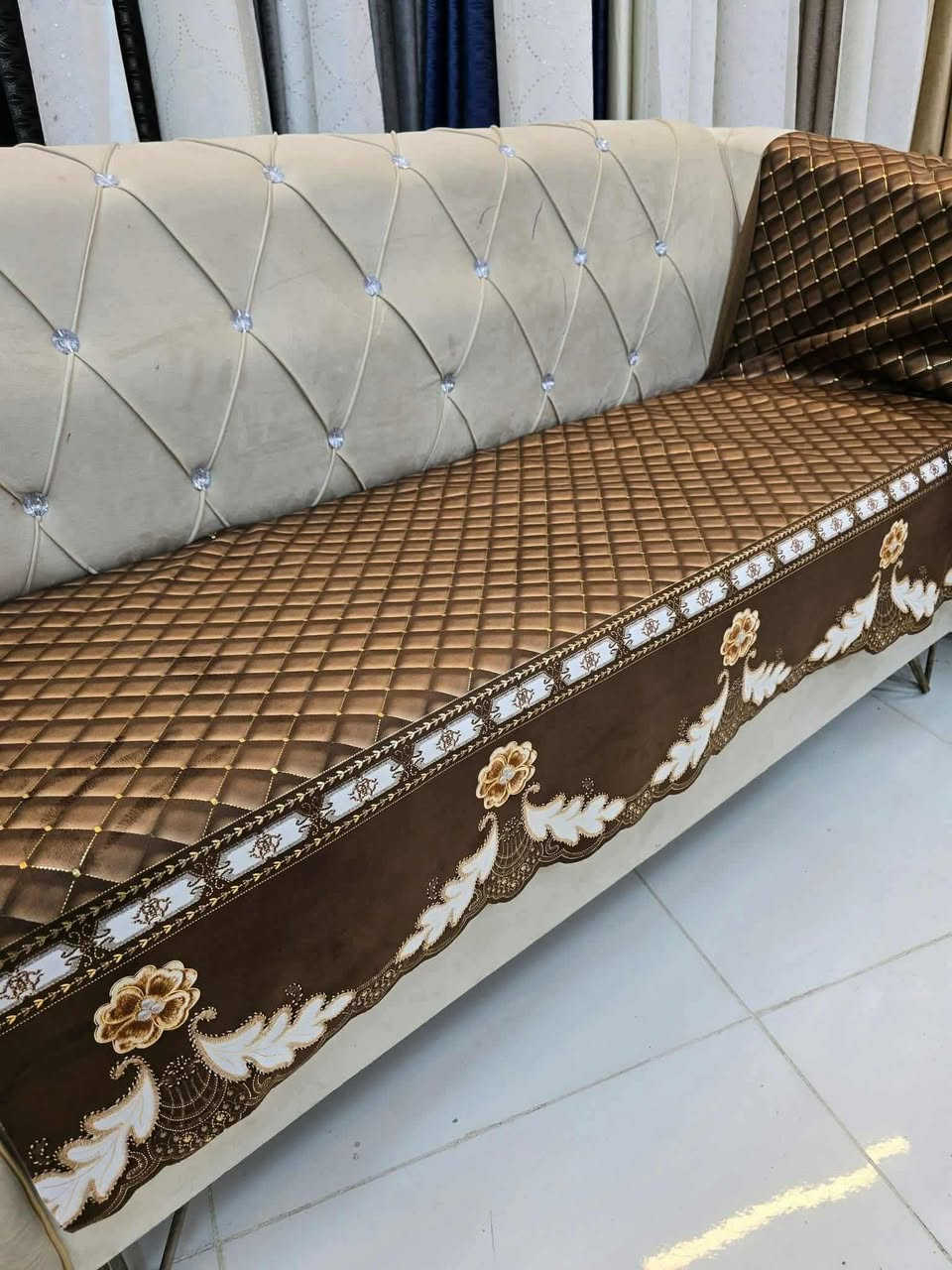 ‏هلا بنات وصيت بضاعة رح تجيني عن قريب نصها محجوزة
حجز عل خاص 

سعر متر ألفين نص 

سعر صعد من المصدر 

‏بنات هاي آخر وجبة اللي راح تتوفر بها

‏لأن هذا الموديل راح يخلص نهائيا من معمل 

‏فاليلي تحب تحجز تفضل الخاص


**إذا كنت صاحب هذا الإعلان وتريد حذفه لأي سبب، رجاءا أرسل رسالة إلى الدعم الفني**