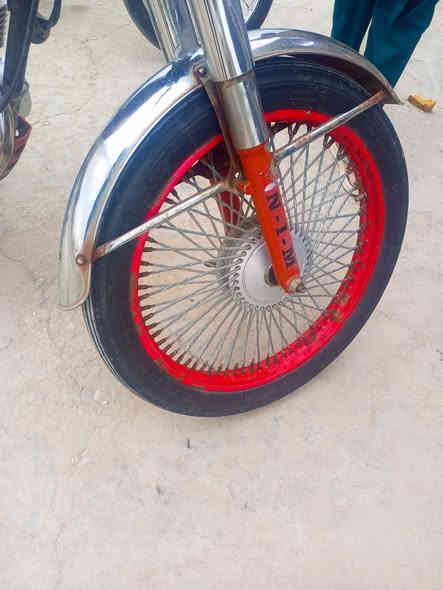 ويل امامي وخلفي للبيع ابلاد2020دبل سيم ***********هاذه الرقم ماعندك رصيد بس رمش وبخدمتك للعلم مابيهن شي بس اريد احوله رياضي لاا اكثر تجي وشوف بعينك وهنه مشدودات بدراجه
